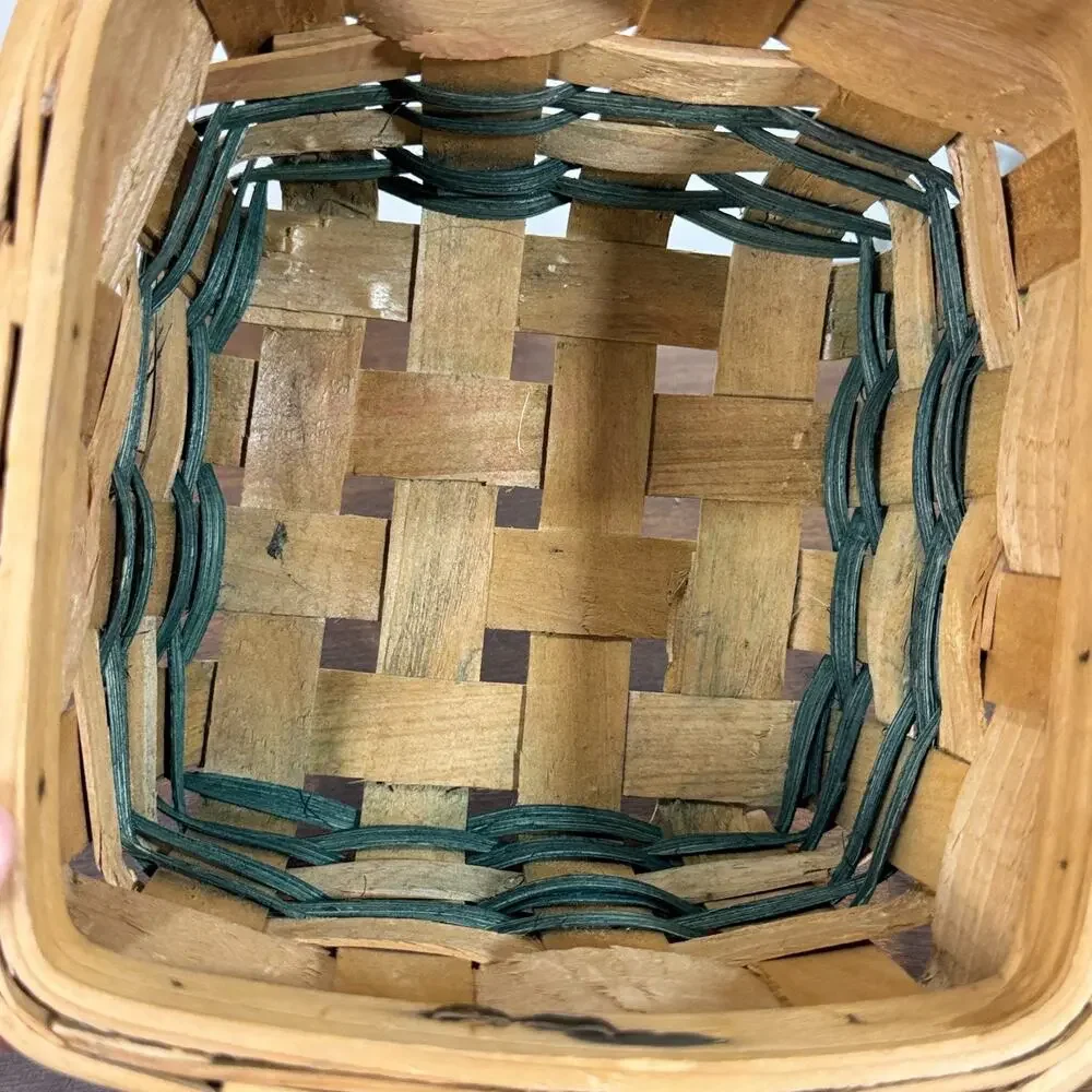 Unbranded woven basket